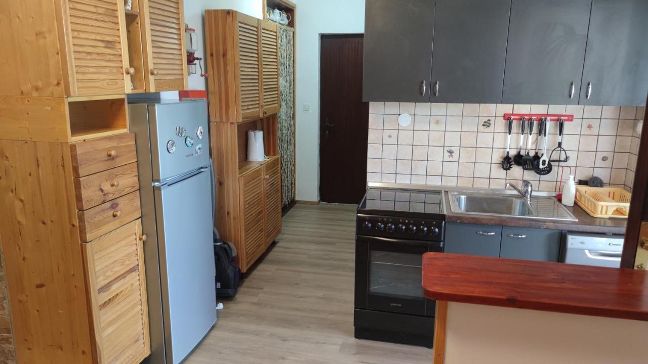 Apartments Tonkovic Kornic Bagian luar foto